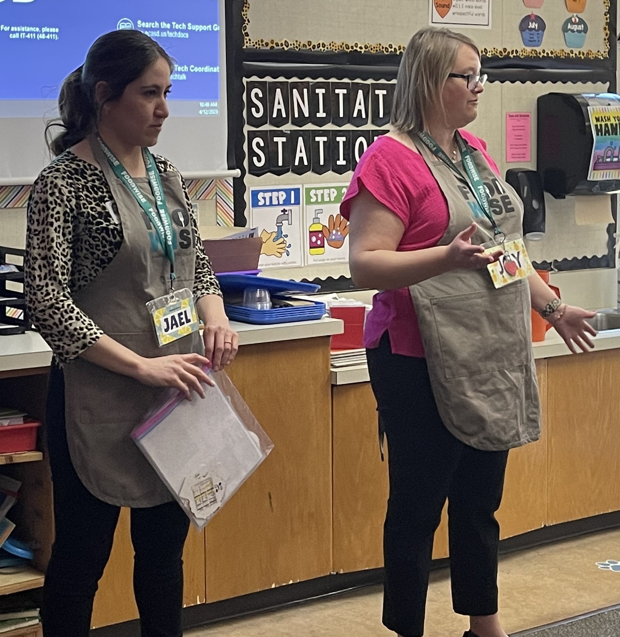 Nutrition educators teaching a class.